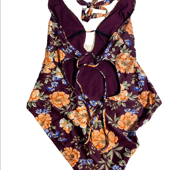 Kona Sol Sexy one Piece swimsuit - Picture 2 of 7